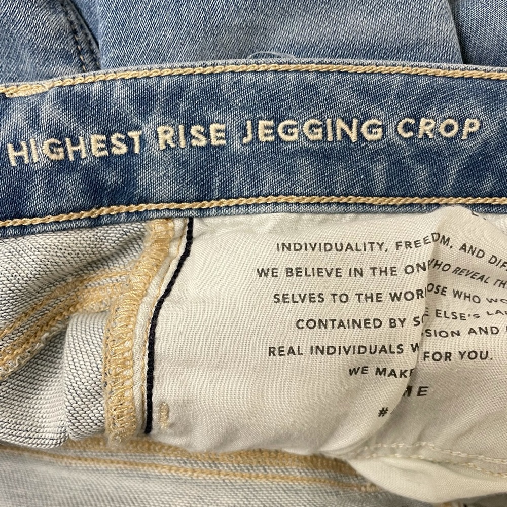 American Eagle Highest Rise Crop Distress Jeggings - Picture 6 of 8